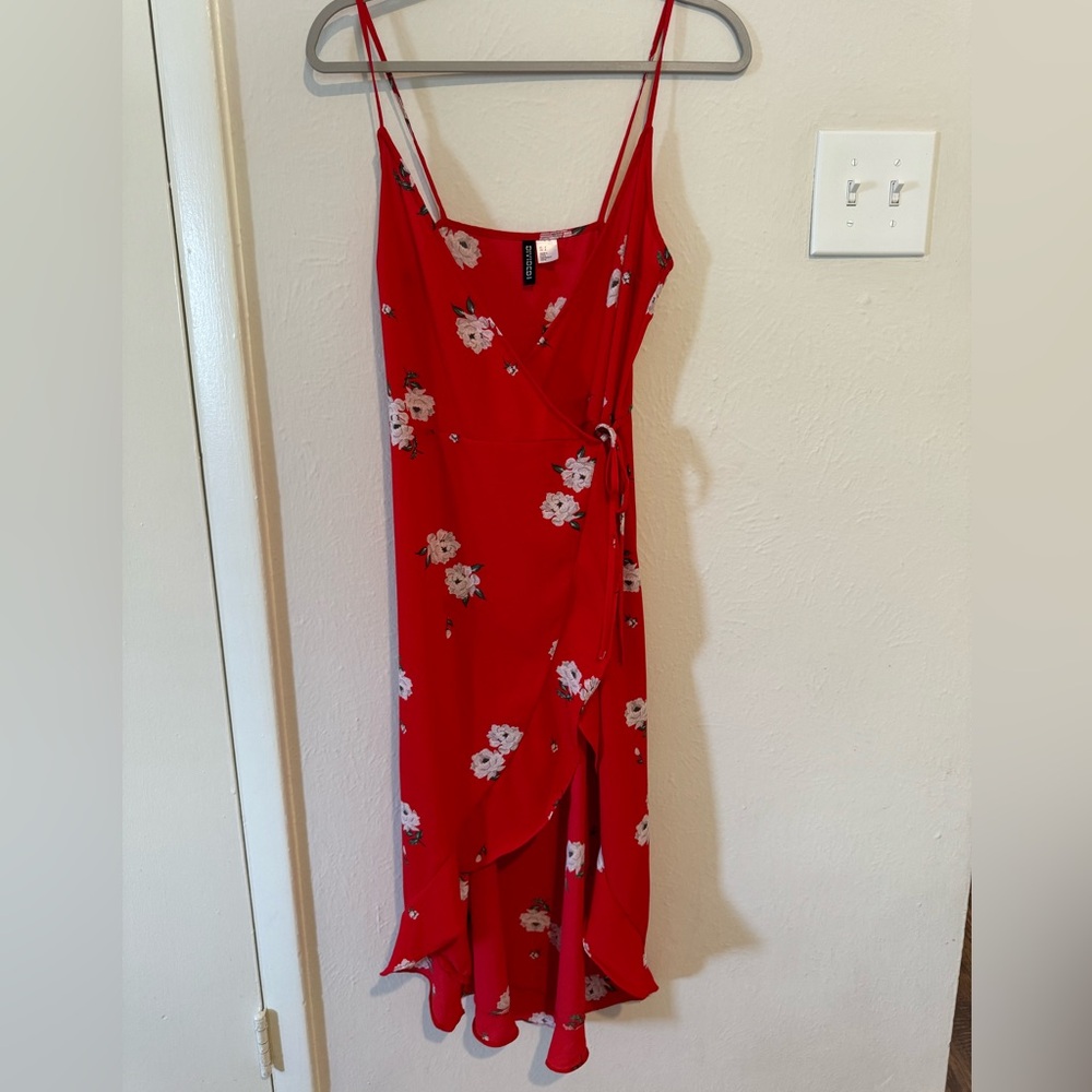 Women’s wrap style midi dress with leg slit, size 4